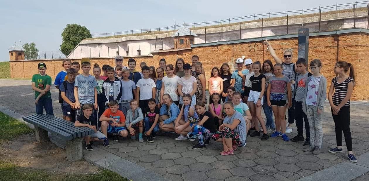 Vinco Kudirkos progimnazijos 5a, 5b klasių mokiniai dalyvavo išvykoje Kauno ,,XI Forte” ir  ,,Lokės pėdoje”